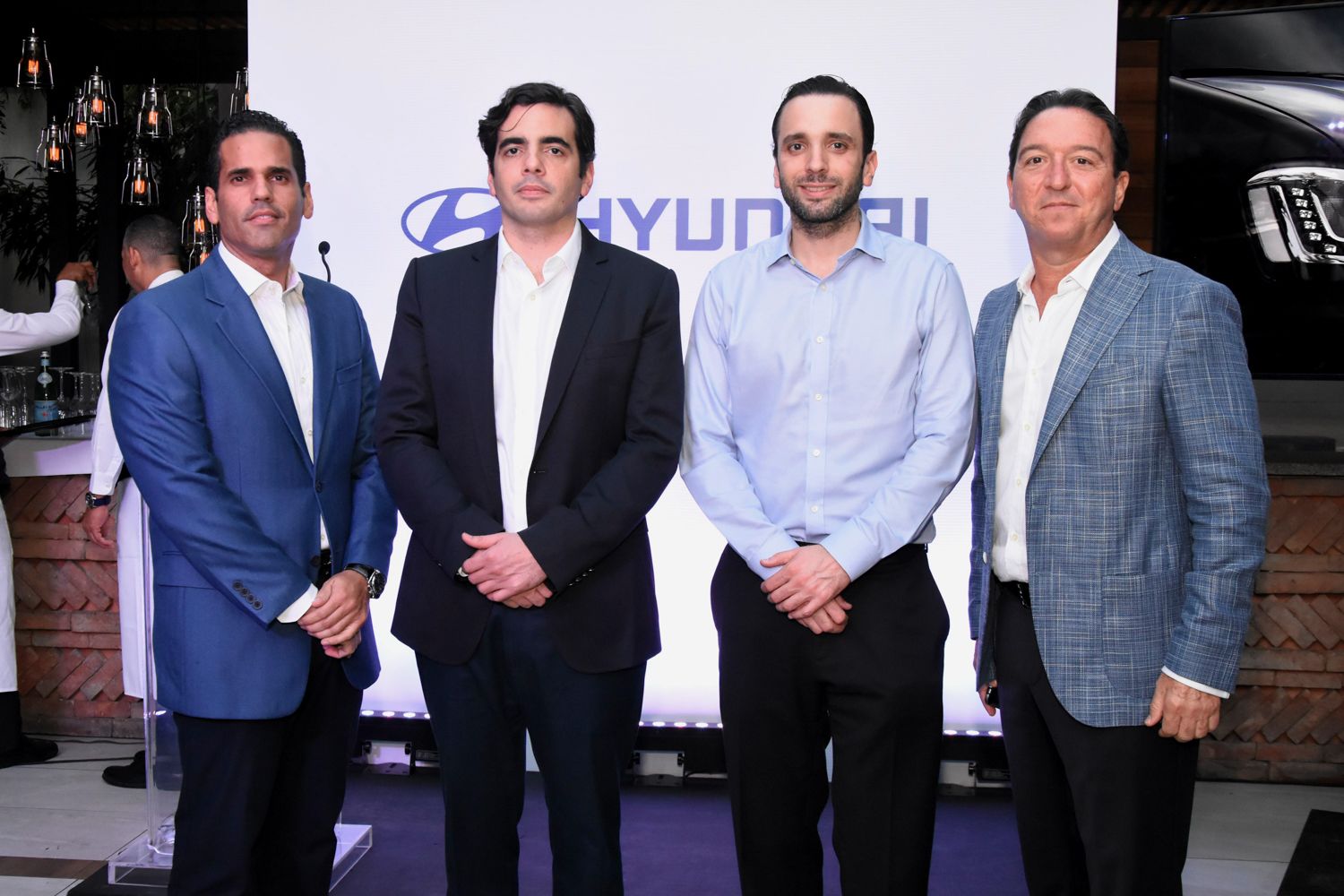 Hyundai celebra coctel por liderazgo