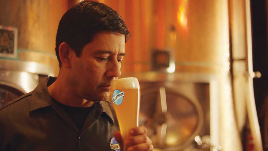 Keith Villa: Maestro de la cervecería artesanal