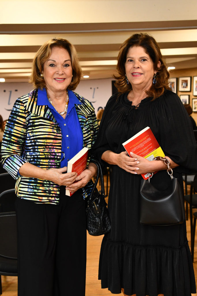 Miguelina de Rosario y Vilma Bisono