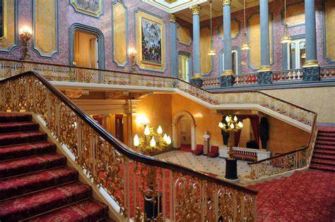 Buckingham Palace stairs