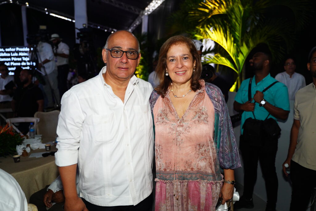 8 Ruben Reinoso y Silvia Vela