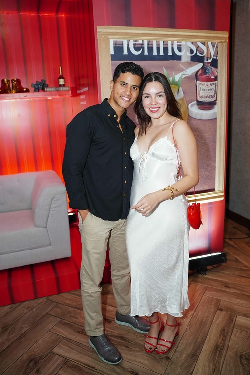 9. Henry Garrido y Laura De Castro